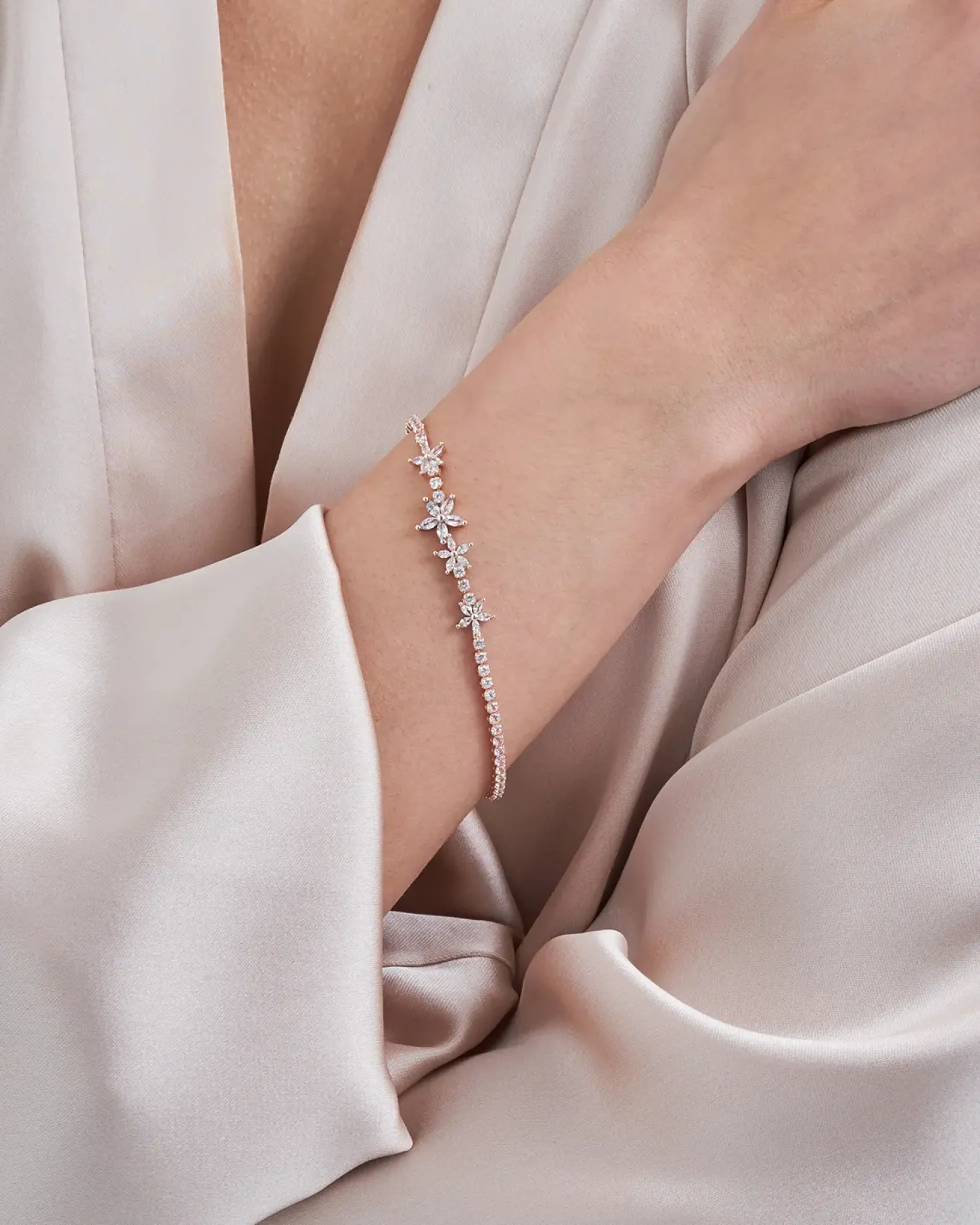 Bracelet - Rose Flowers