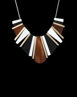 Collier - Modern Africa